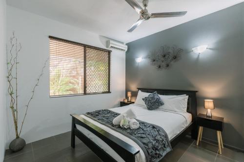 Gallery image of CitySide Apartment - 2 Bedroom with Private Courtyard in Darwin