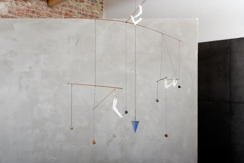 a room with a wall withmanentmanentmanentmanentmanentmanentmanentmanentmanentmanent at B&B DRUUM in Brussels