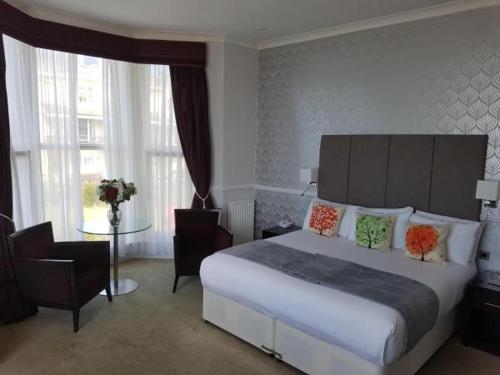 Cama o camas de una habitación en The Brighton Hotel