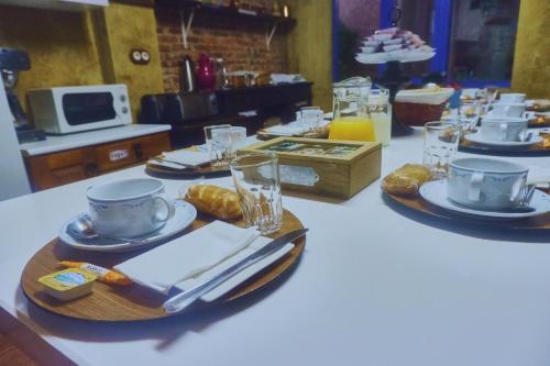 Jídlo v hostelu nebo okolí