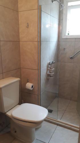 Ένα μπάνιο στο Apartamento Centro Gramado