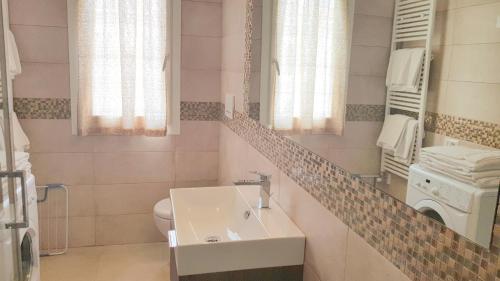 Un baño de Your Way in Venice