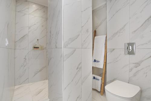 Koupelna v ubytování Mylos Luxury Escape