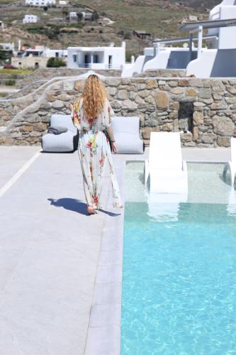 Kolam renang di atau dekat dengan Paradisia Villas