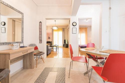 Zenios Ippokratis-Comfort & style, Athens downtown