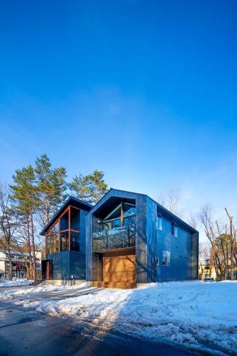 Grey Wolf Chalet by Hakuba White Fox Company