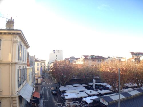 CANNES Festival Films Center, with 2 bedrooms and balcony photo 19