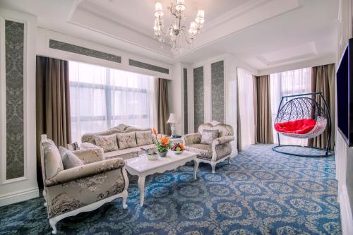 Huachen International Hotel – Photos 5