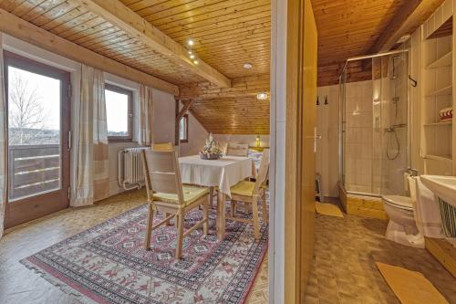 Koupelna v ubytování Bauernhofpension Runenhof
