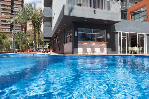 Πισίνα στο ή κοντά στο Hotel El Palmeral
