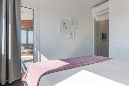 Nomentana White Apartments