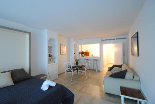 Residence Gray d'Albion Studio DEL186