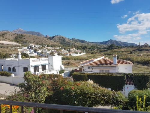 BONITA VILLA EN NERJA CASA PALOMAS