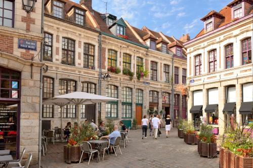 Photo de la galerie de l'établissement LA VILLA DES CHAMPS, à Lille