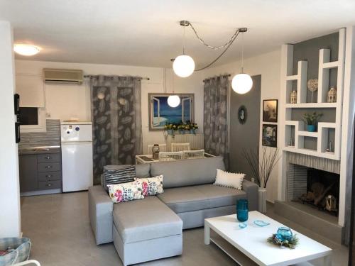 Sofia's Pearl Beachfront Maisonette
