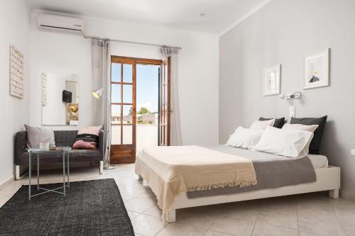 Gallery image of Marias Seaside Apartments in Acharavi