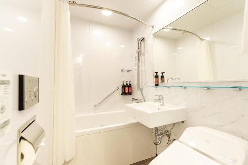 Un baño de Daiwa Roynet Hotel Nagoya Fushimi