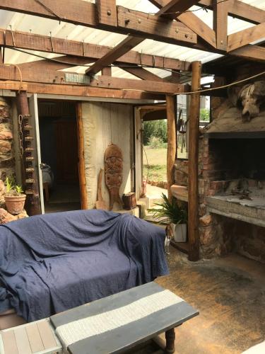 Un lugar para sentarse en BARE NECESSITIES, NUDIST ONLY VENUE Naturist, clothes free