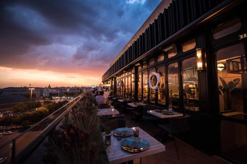 Only YOU Hotel Atocha photo 43