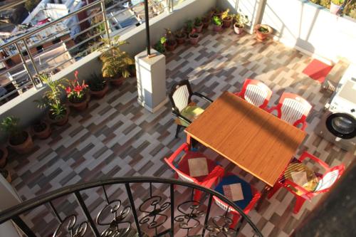 Balkón nebo terasa v ubytování Natures Treat Homestay