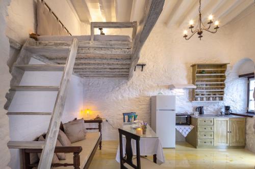 Gallery image of Fimaira 2 in Ermoupoli