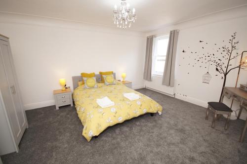Gallery image of Grade 2 Listed Apartment, Southport Promenade in Southport