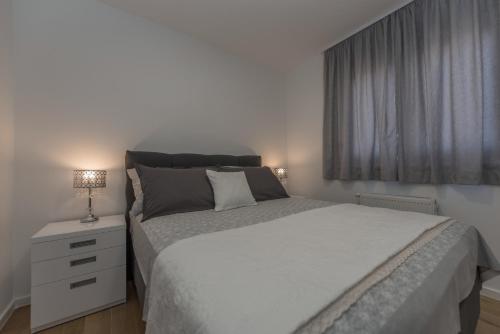 Penthouse Nikola