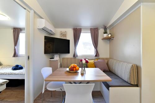 Mobile Home Posidonija