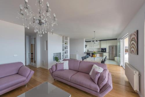 Penthouse Jure