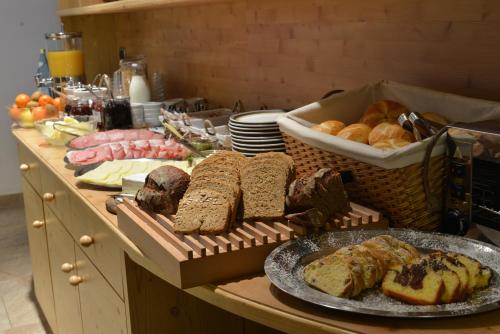 Gallery image of Garni-Hotel Pichler in Ortisei