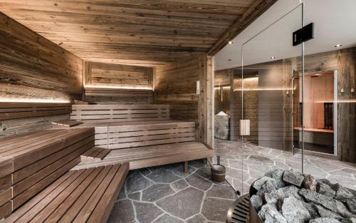 Koupelna v ubytování Presulis Hideaway Apartments & Restaurant