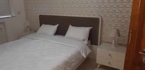 Krevet ili kreveti u jedinici u objektu Superb & Modern apartment at Berges Lac 2 close to Tunisia Mall
