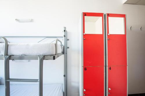 Katil atau katil-katil dalam bilik di Safestay Barcelona Passeig de Gràcia