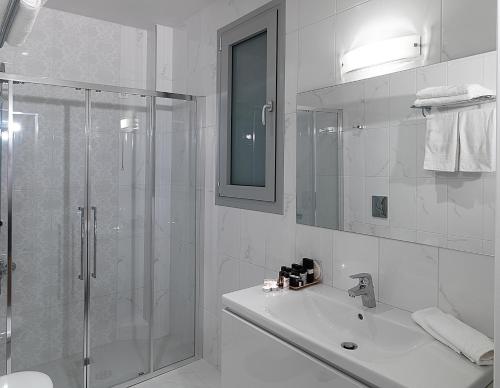 Gallery image of Hondos Classic Hotel & Spa in Nestáni