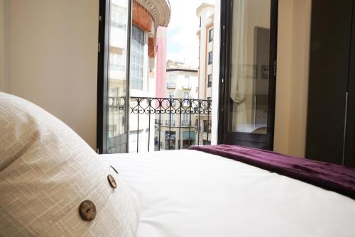 APARTAMENTOS RELOJ DE BERGERÓN