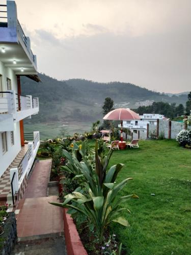 Gallery image of Vignesh holiday inn in Kotagiri