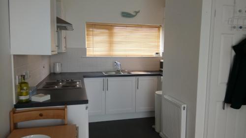 Gallery image of Chalet 18 Widemouth Bay Holiday Village in Bude