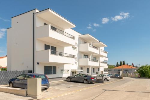 Modern 4* luxury apartment in center