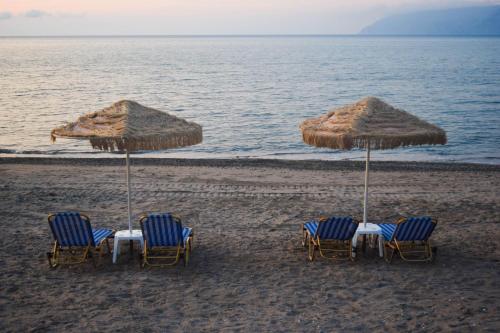 Mesogios Beach