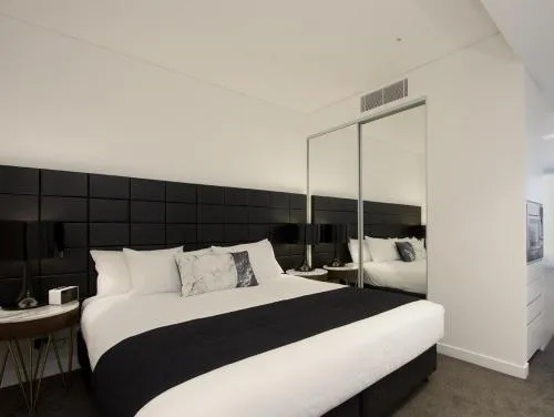 Silkari Suites at Chatswood picture