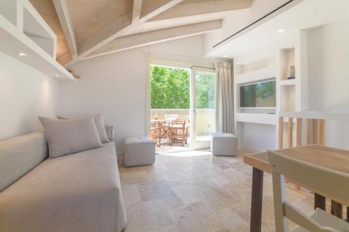 Carpofoli Corfu Town Serviced Luxury Suites