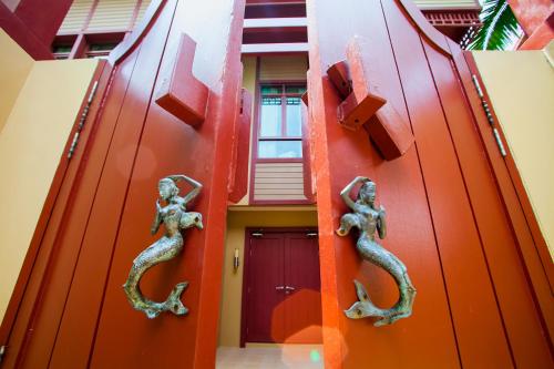 Gambar di galeri bagi Amatapura Beach Villa 6 di Ao Nam Mao