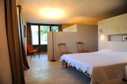 Postel nebo postele na pokoji v ubytování Mas 20 personnes en Drôme provençale, région de Nyons