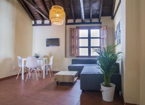 Apartamentos Nahira Suites 3000