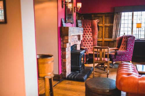 A seating area at The Dog & Doublet Inn 