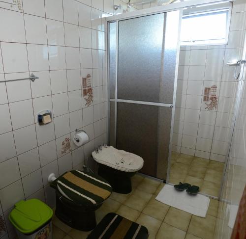 A bathroom at Pousada Colina Da Neve