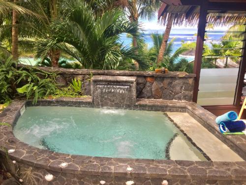 Bazén v ubytování Seabreeze Resort Samoa – Exclusively for Adults nebo v jeho okolí