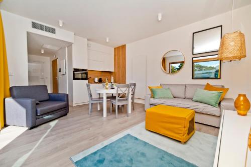 Χώρος καθιστικού στο BlueApart Apartamenty Jurata