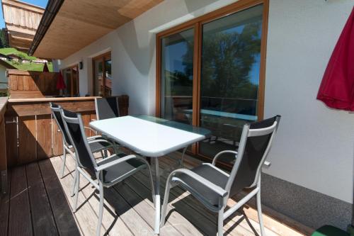 Balkón nebo terasa v ubytování Haus Widmoos