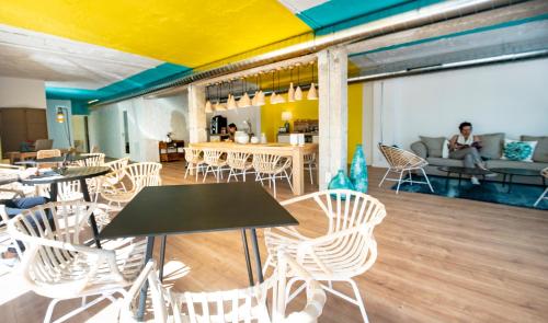 A seating area at Hostal Blanca
